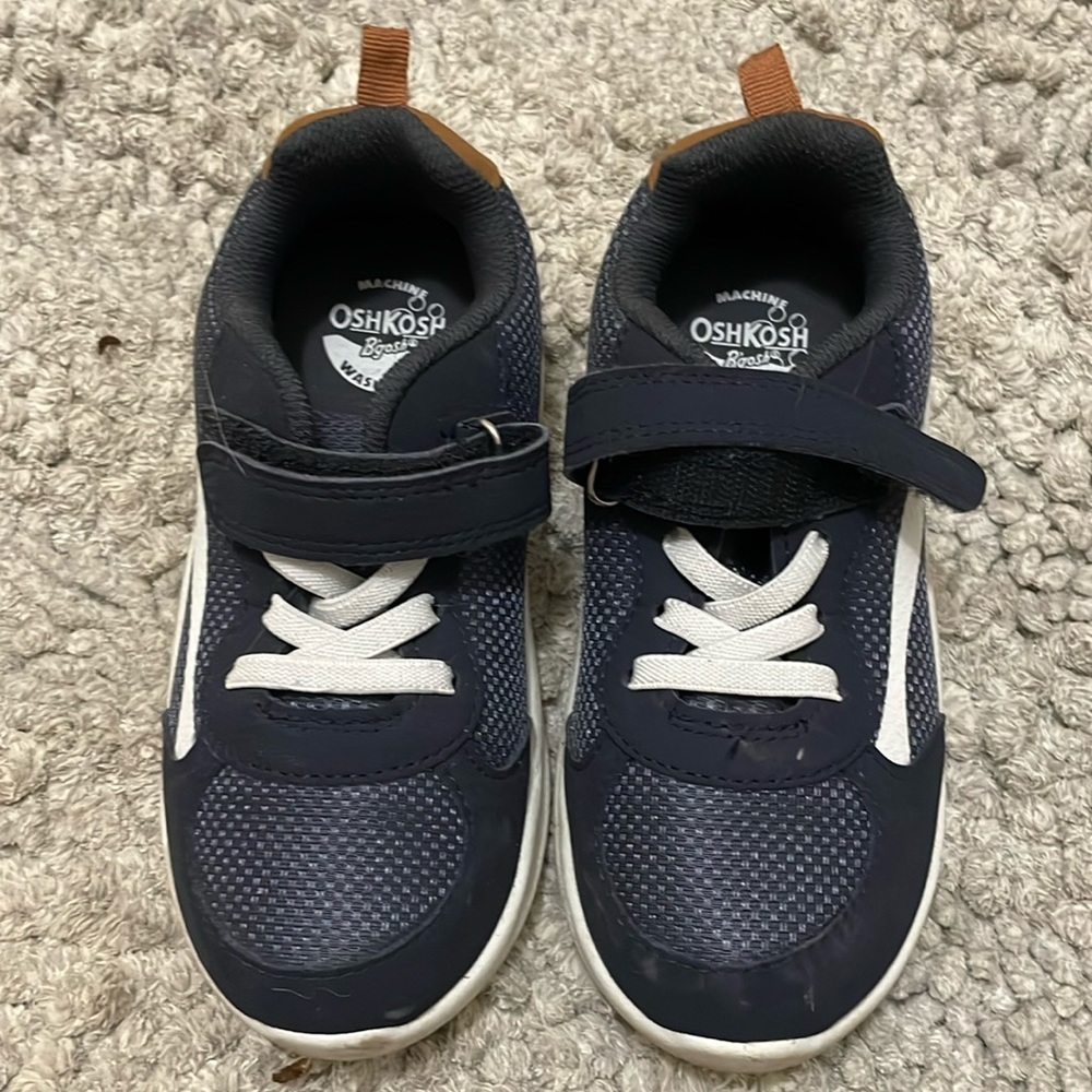 Osh kosh sneakers